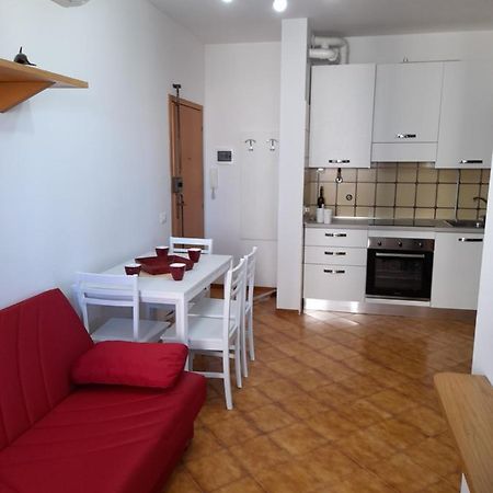 Appartamento Vista Mare Viserbella, Vicissimo Alla Fiera Rimini Exteriör bild